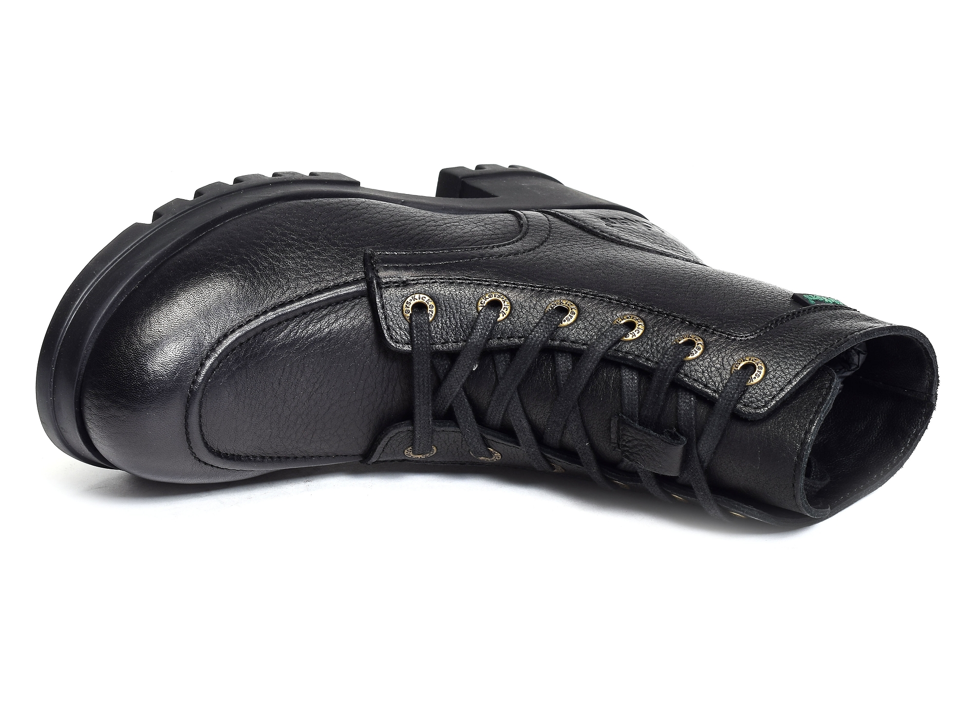Kick hello noir