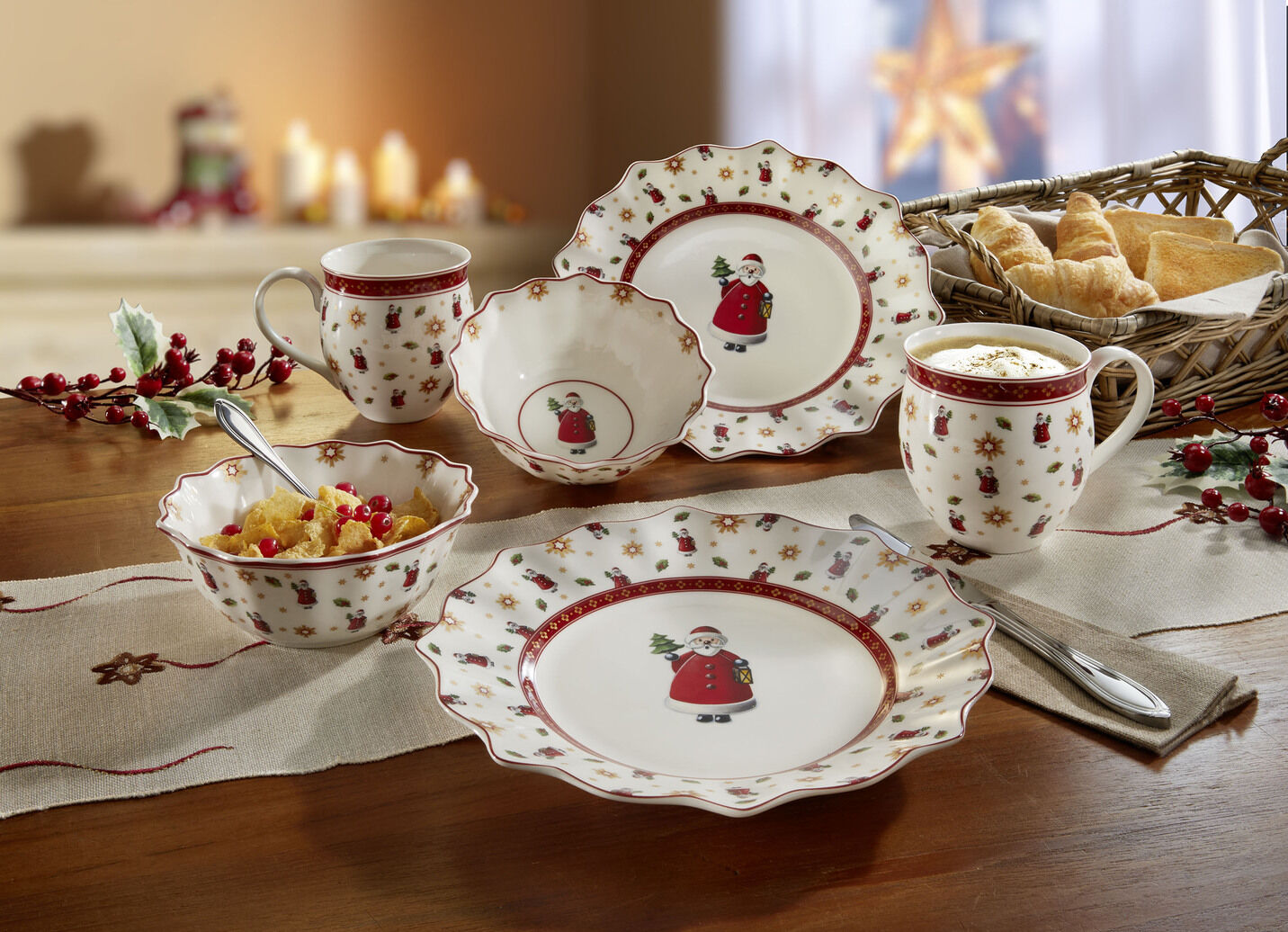 Weihnachtliches Frühstücks-Set aus Premium-Porzellan, 6-teilig