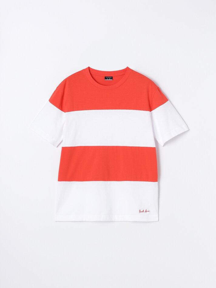 Camiseta listrada em blocos de cores - Avermelhada