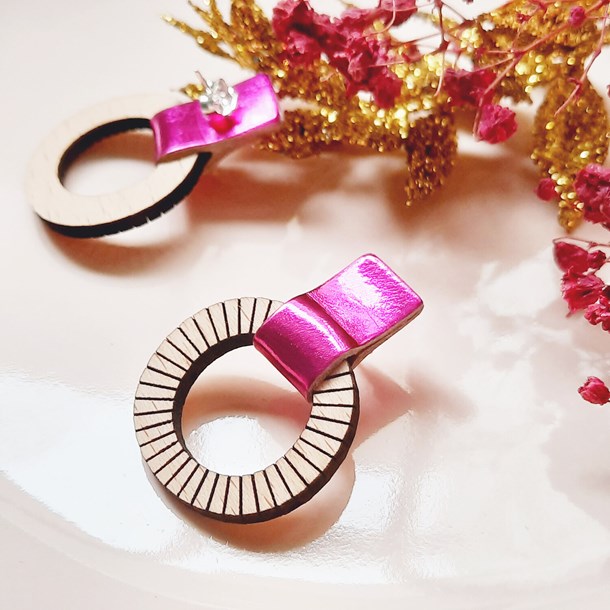 Clous d'oreilles lollipops fuchsia