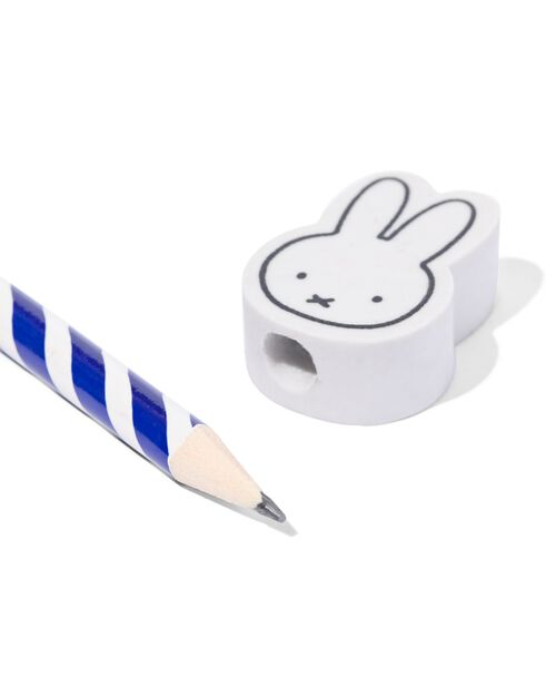 8 crayons Miffy à distribuer