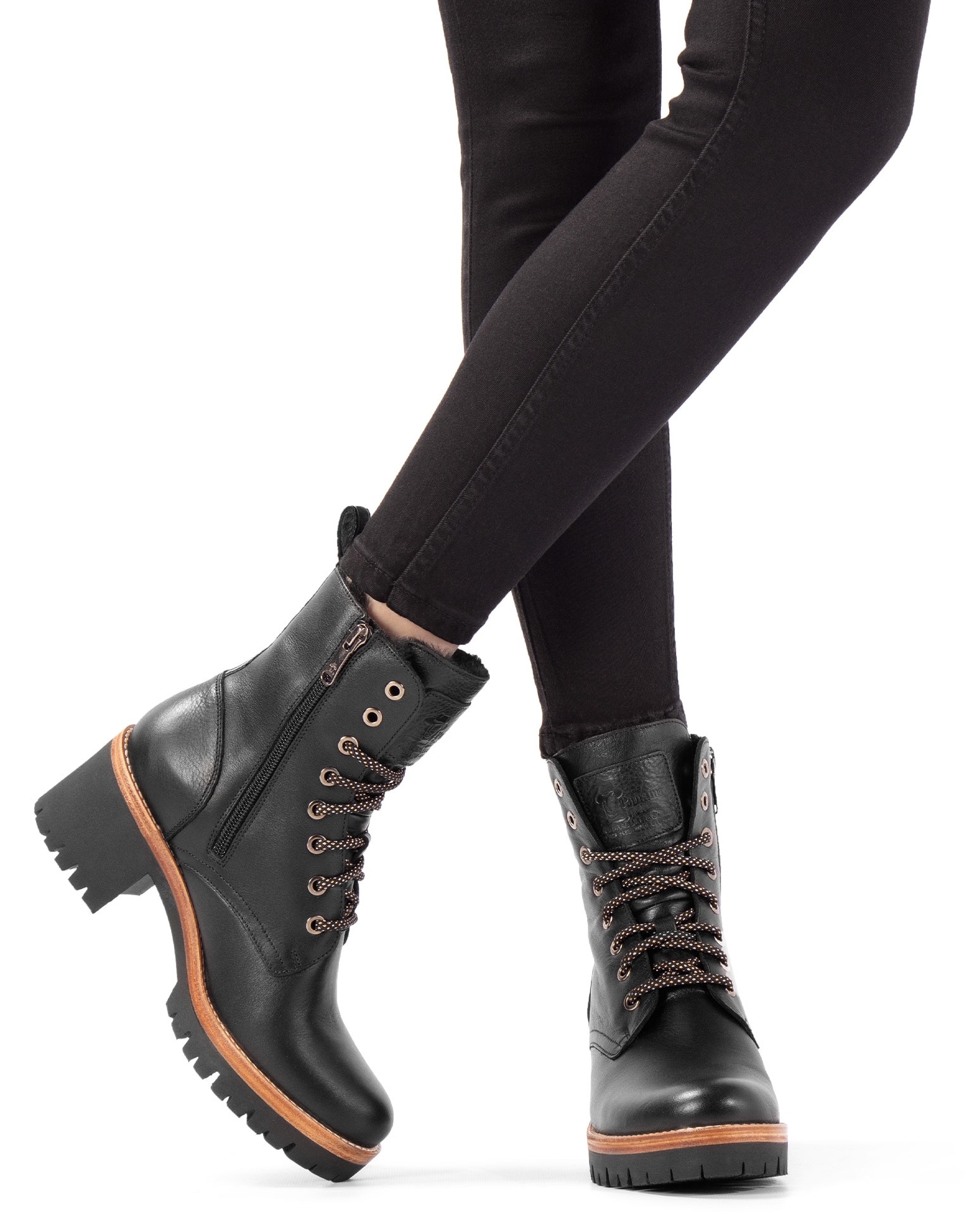 Panama Jack Winterstiefelette »Padma«  , Schnürstiefelette, Blockabsatz, Profilsohle, mit Anziehlasche