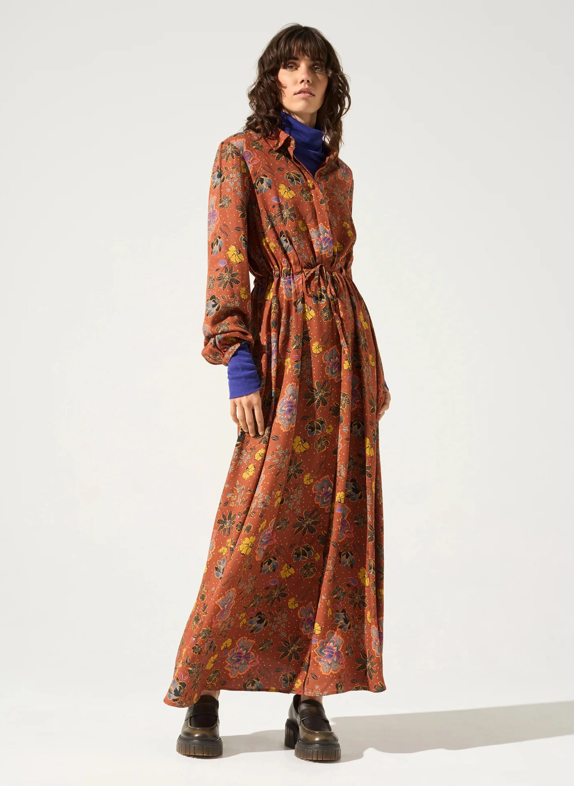 GITA - Robe longue col classique imprimée | Rouge