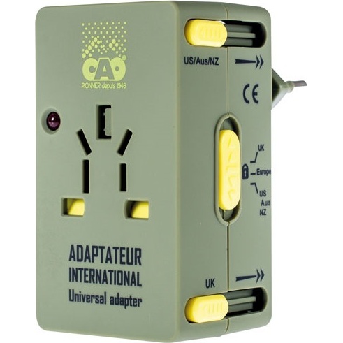 Adaptateur de prise universel kaki et jaune