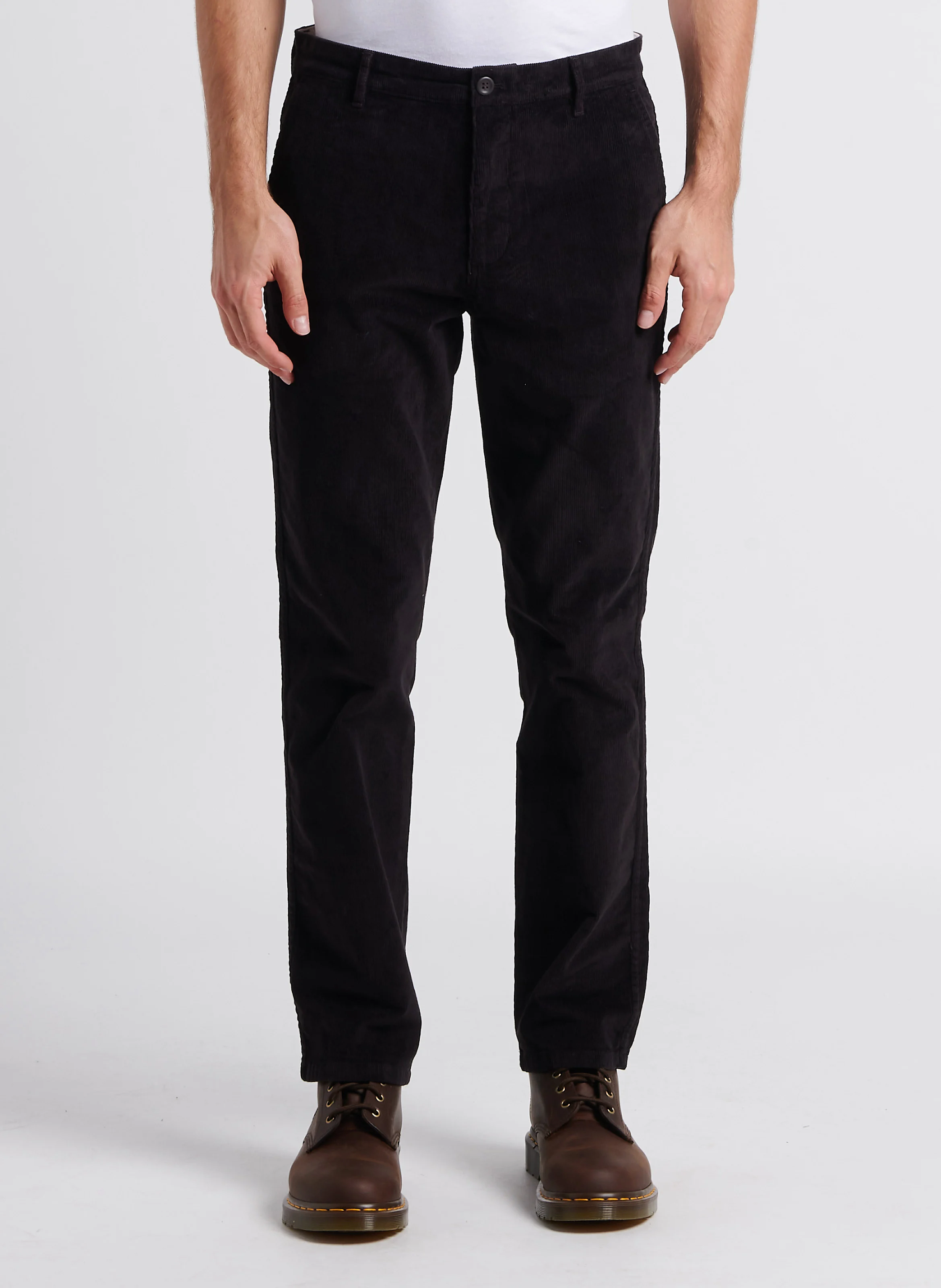 Chino slim-fit en velours de coton côtelé | Noir
