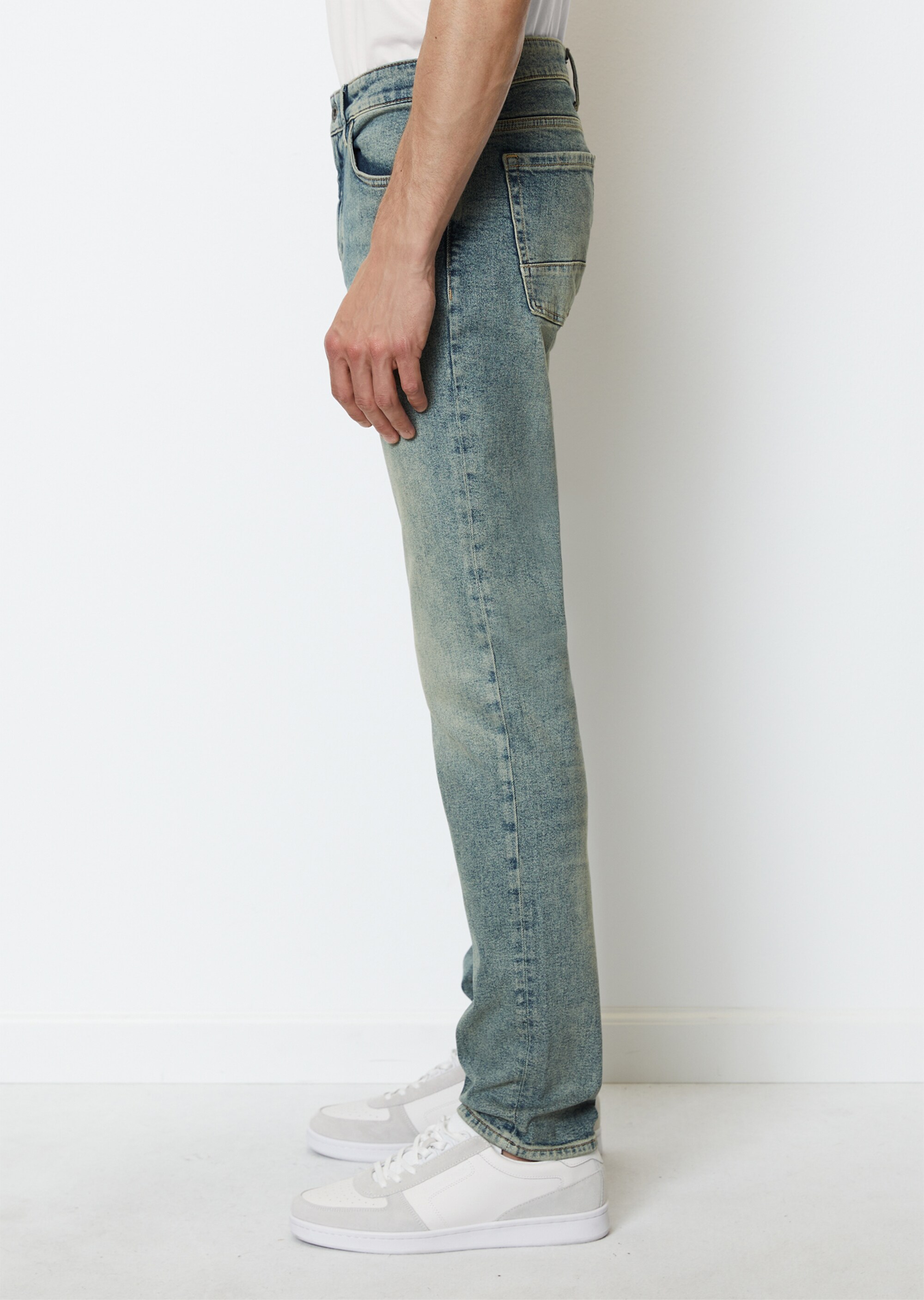 Jeans Modell SJÖBO shaped aus stretchiger Bio-Baumwolle