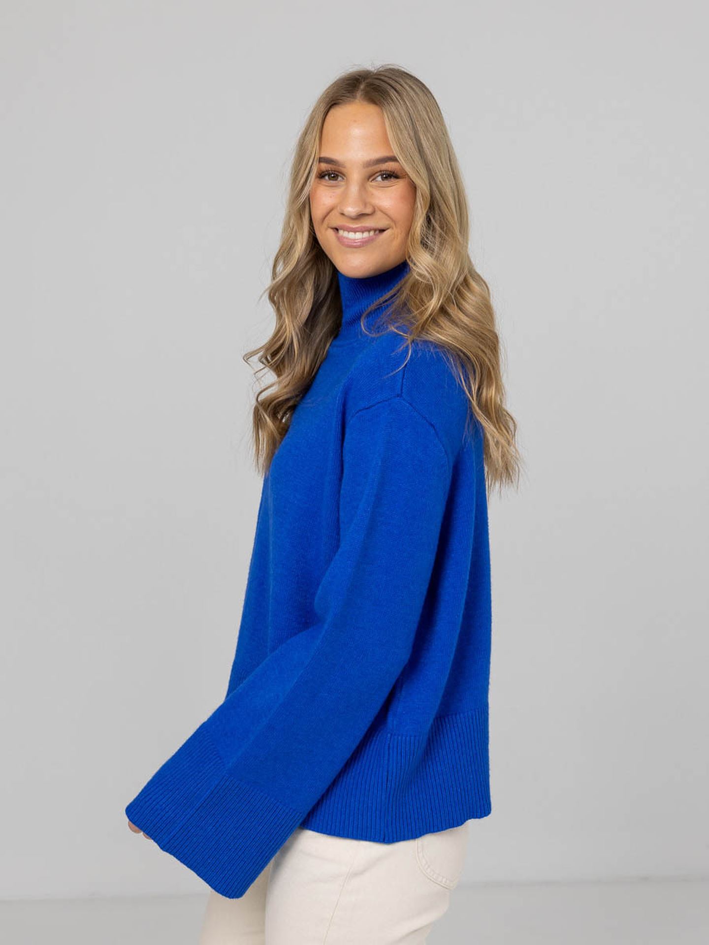 Lindsay Wide Sleeve Knit top