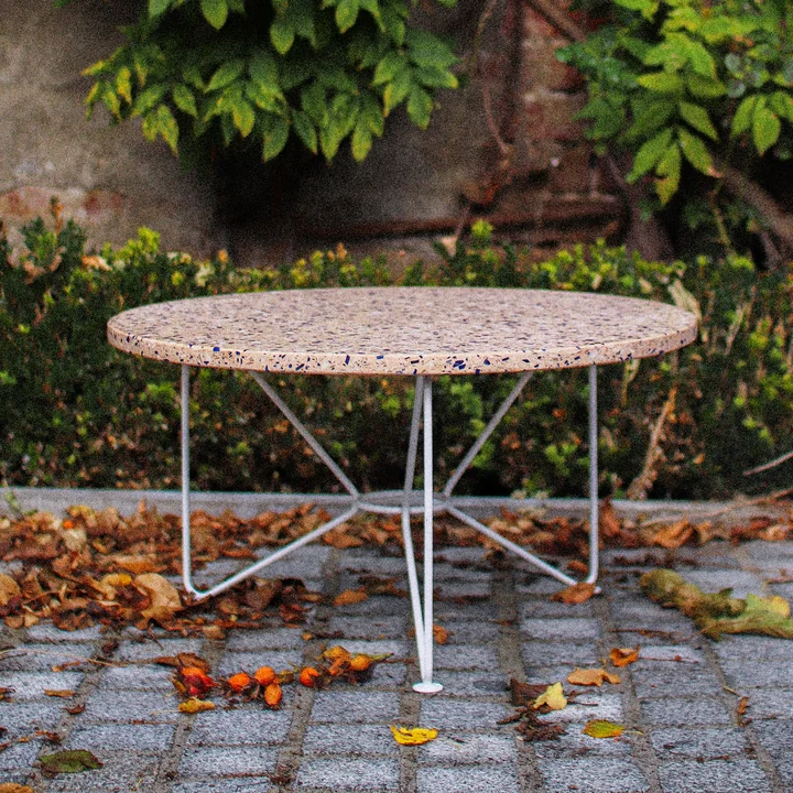Acapulco Design - The Low Table, H 36 x Ø 65 cm, Terrazzo / azteca