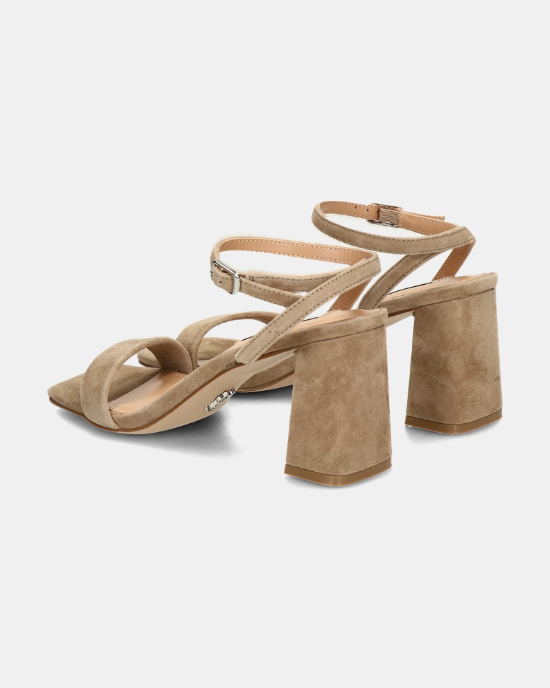 Steve Madden Luxe Pumps  - beige
