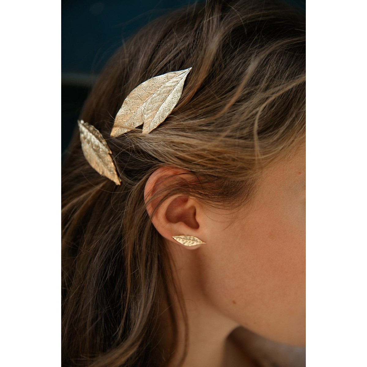 boucles d'oreilles puces feuilles doré à l'or fin - THALIE