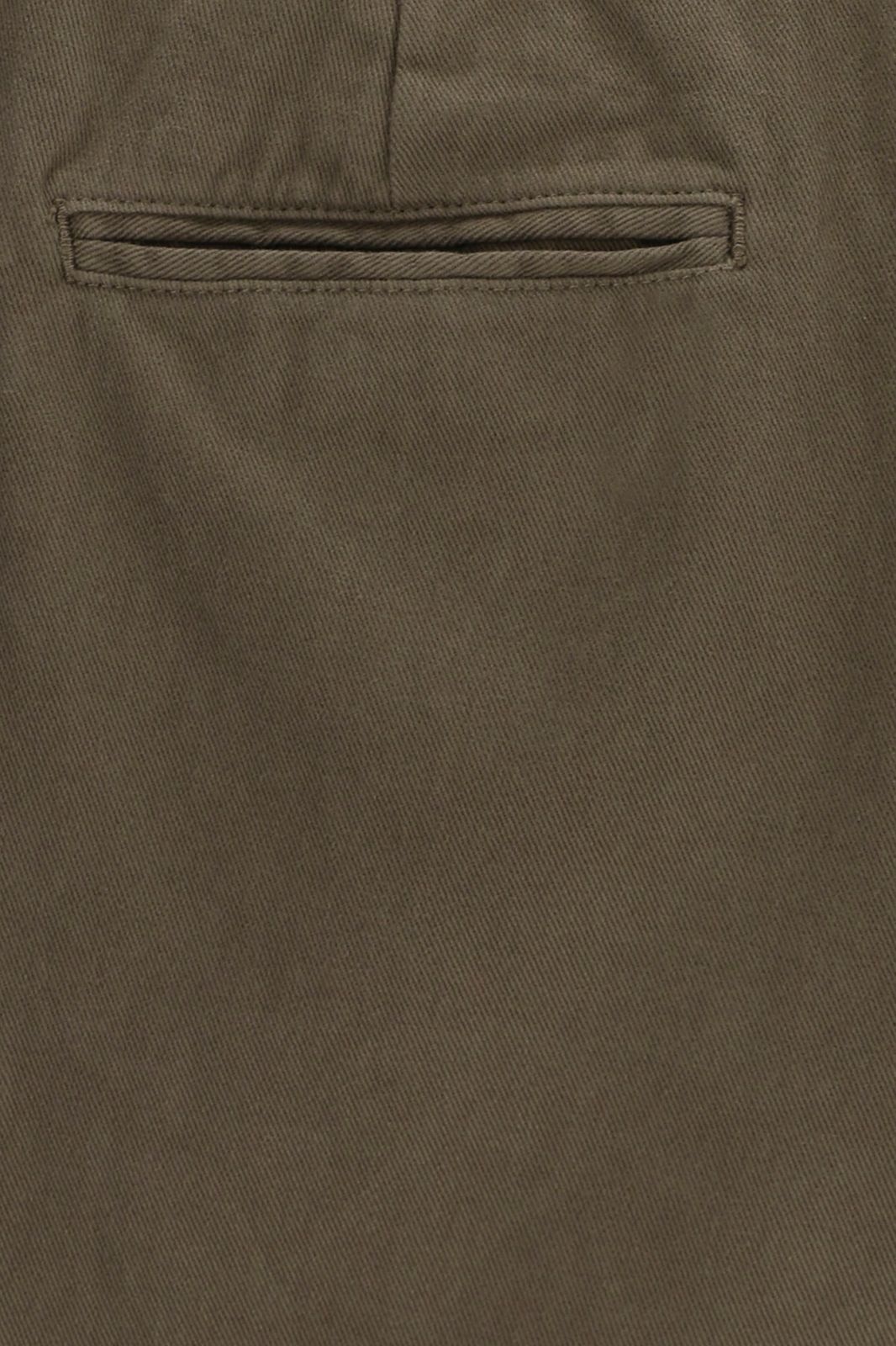 Donkergroene chino