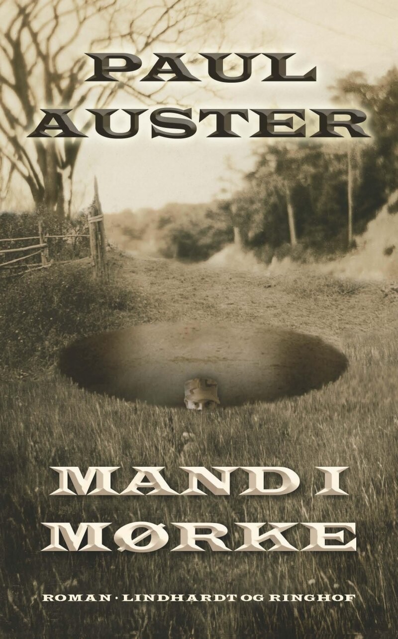 Mand I Mørke - Paul Auster - Bog