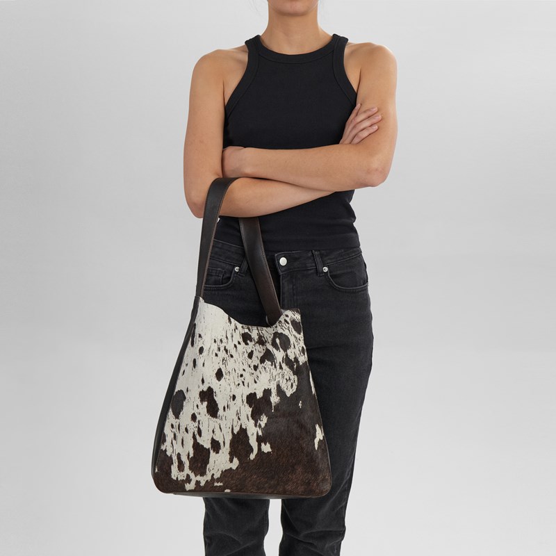 Markberg<br>Skuldertaske Shelby Cow Print