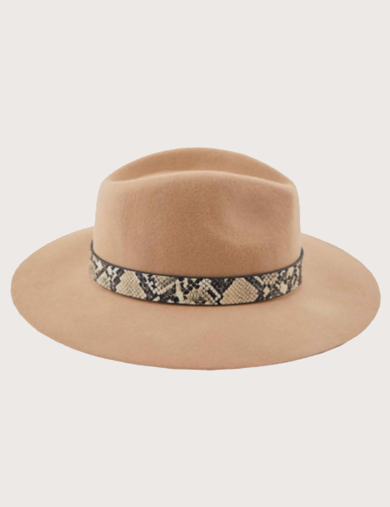 PIECES CHAPEAU BEIGE DÉTAIL CROCO