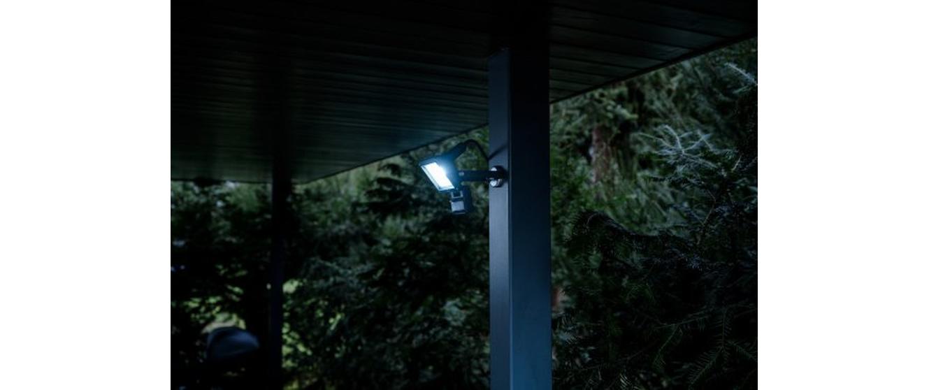 Scheinwerfer LED JARO 1060 P 10 WLED Strahler mit Bewegungsmelder