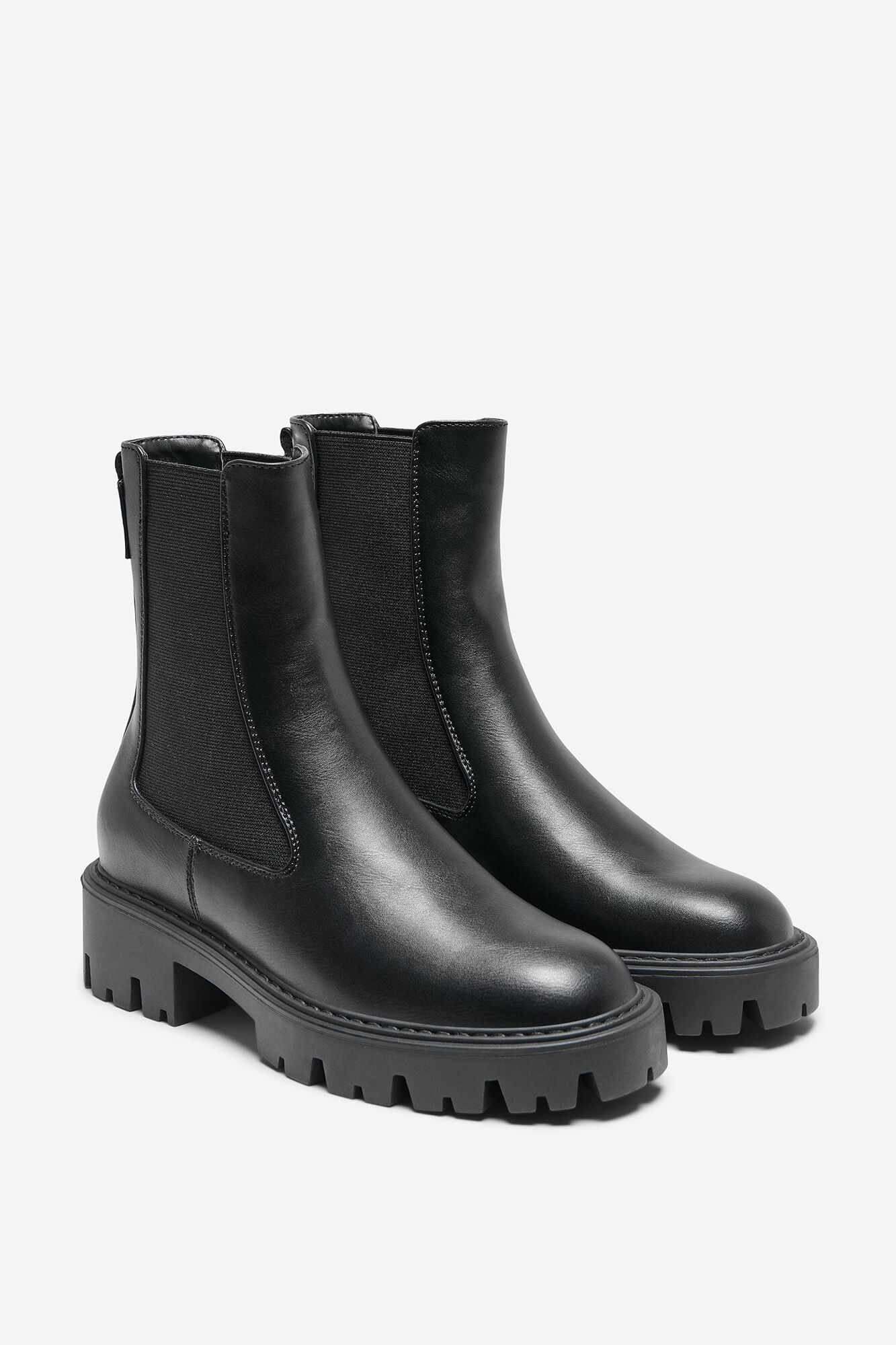 Bota Chelsea em couro sintético