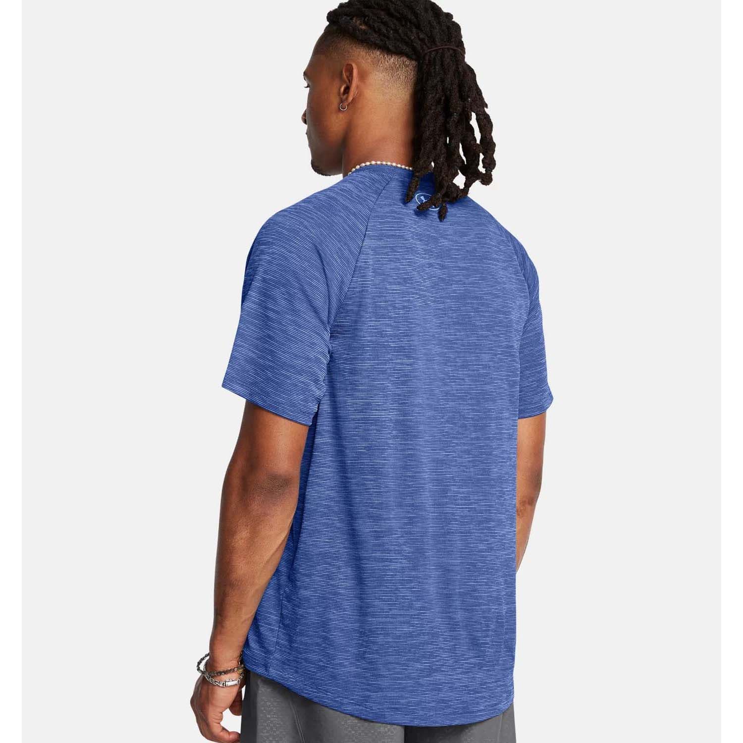 Under Armour  Tech Textured