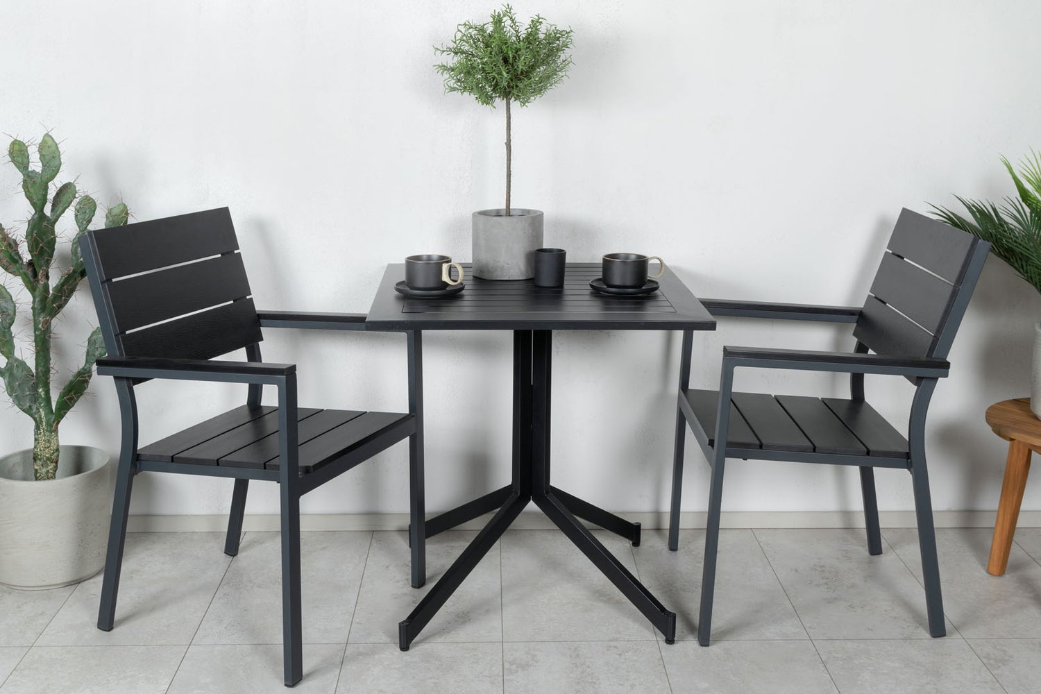 Way tuinset, tafel 70x70cm en 2 stoelen, Levels, zwart. 70 x 70 x 72 cm