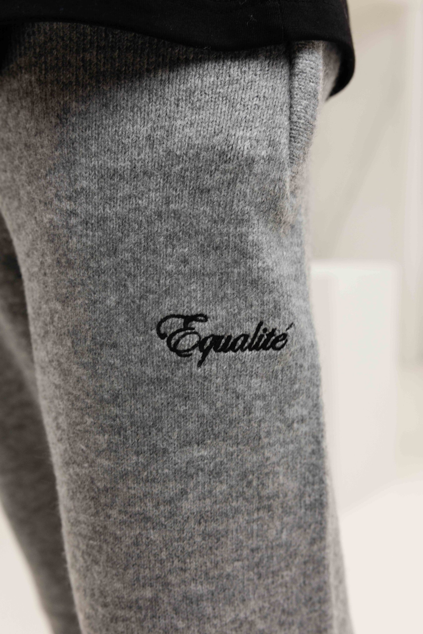 Equalité Fluffy Knit Broek Heren Grijs