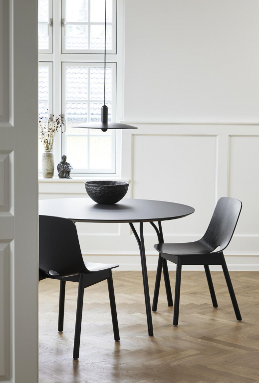 Woud Tree eettafel 90 black