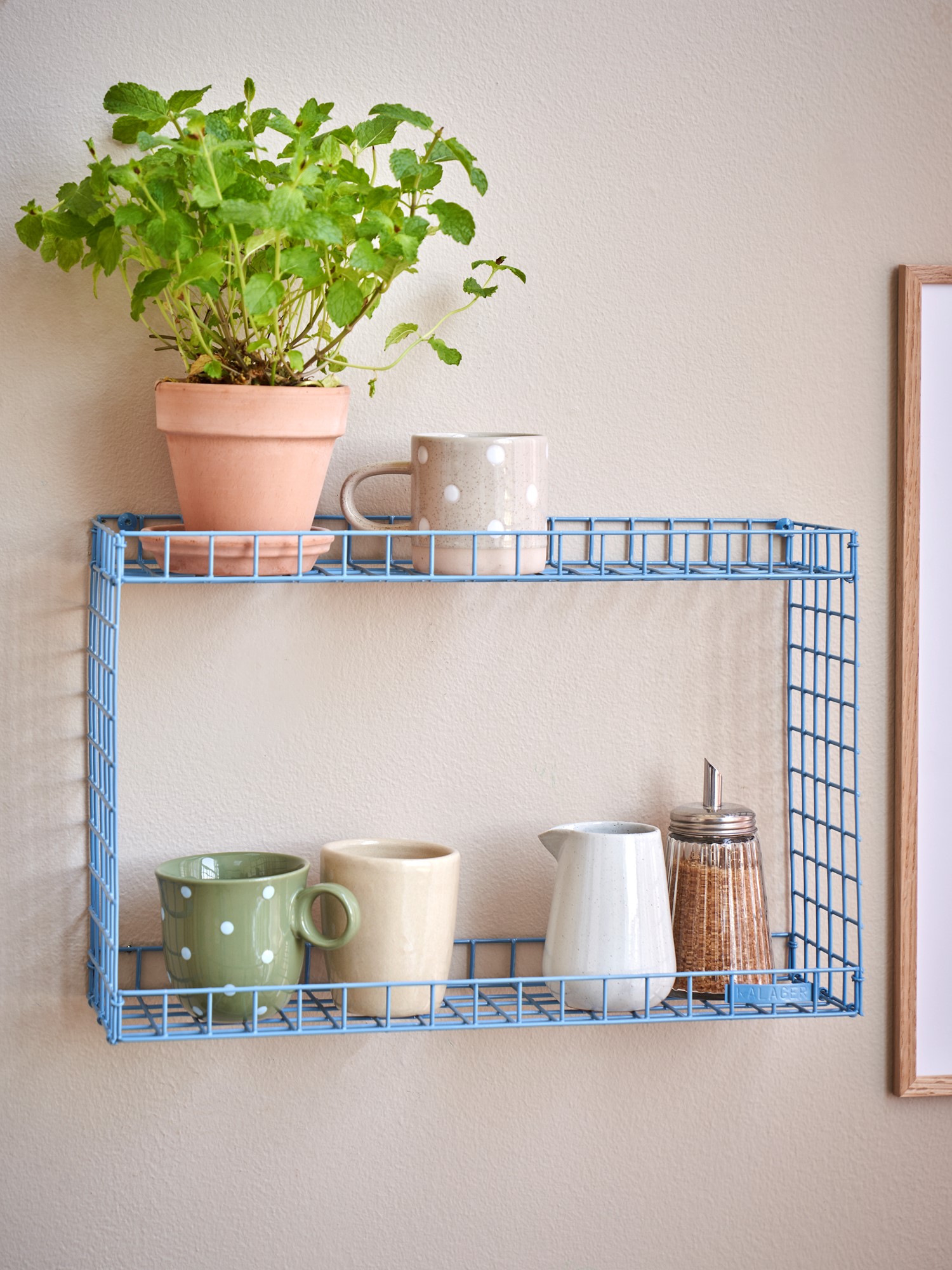 RACK Hylde | Metal. 44 x 13,5 x 28,5 cm. | Smokey Blue | Kalager Design
