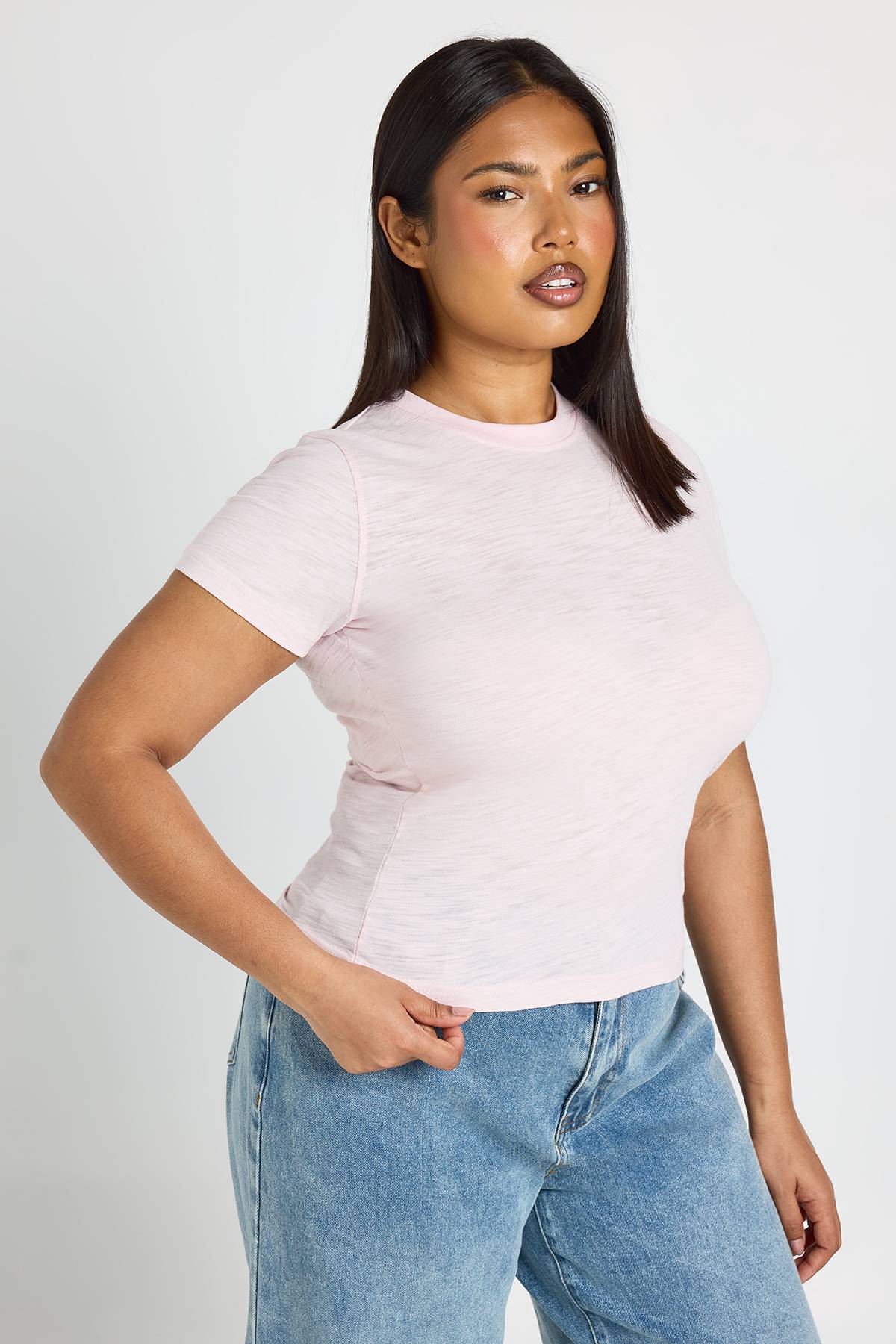 boohoo T-shirt Court Grande Taille En Maille Chinée Semi-transparente