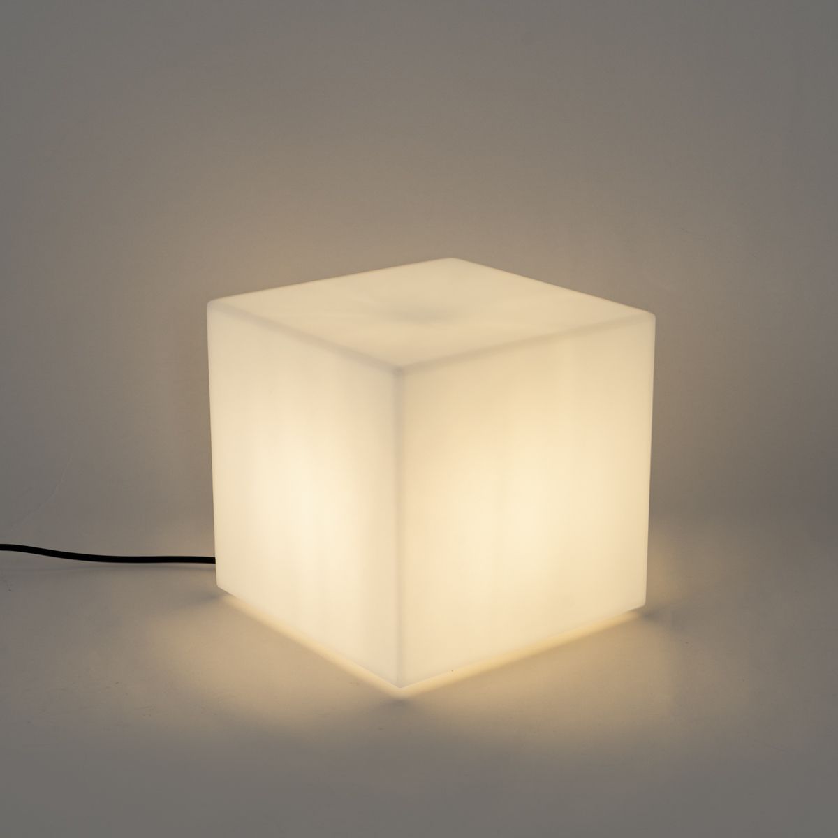 Moderne buitenlamp wit 30 cm vierkant IP44 - Nura