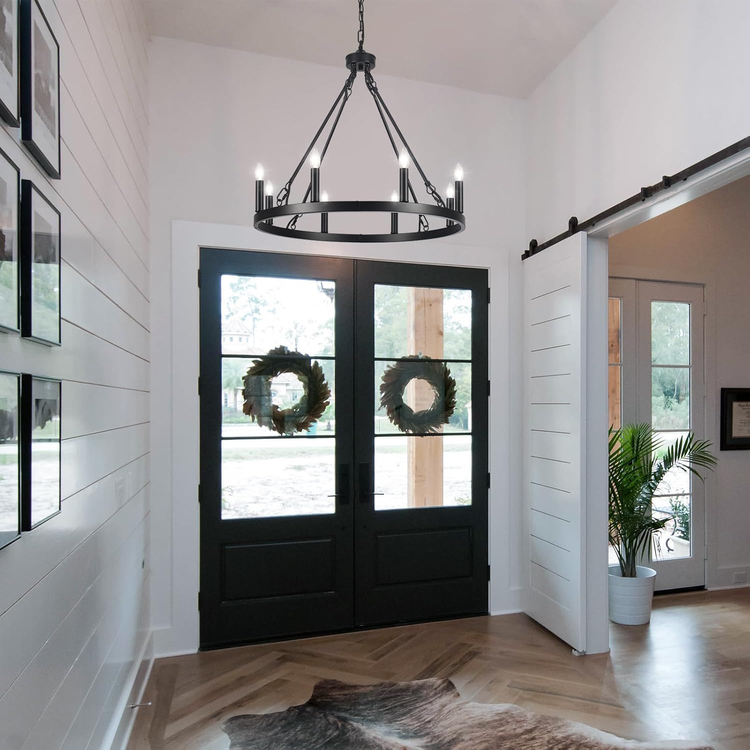 Kronleuchter Schwarz, 8 Flammig Wagenrad Kronleuchter Vintage im Landhausstil, Industrial Rustikal Hängelampe Lüster Pendelleuchte für Wohnzimmer, Esszimmer, Küche, Schlafzimmer, Flur
