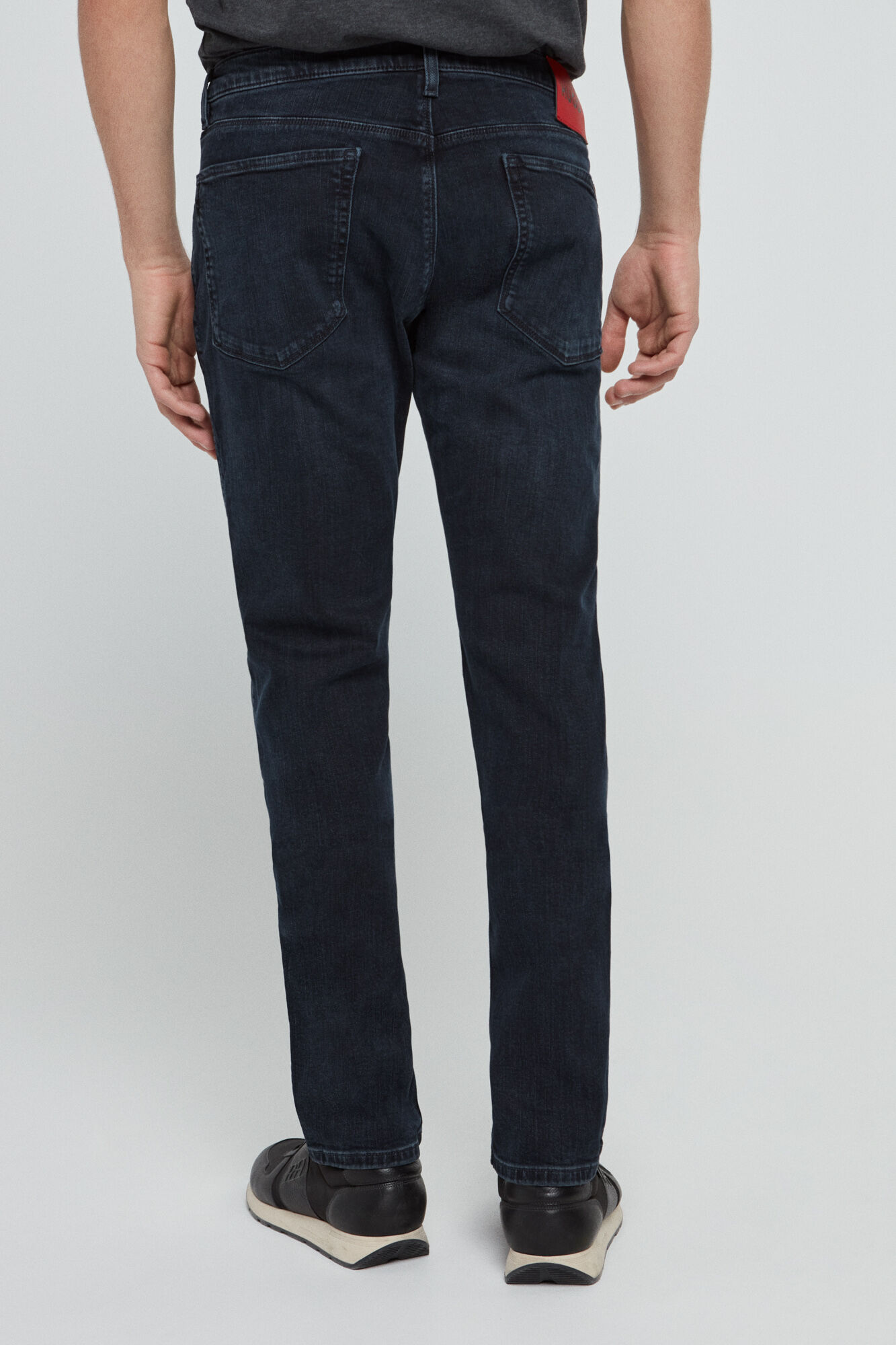 Calça jeans azul e preta - azul marinho