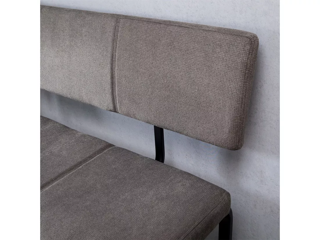 Banc design VILAS siège avec 3 places, banquettes avec dossier, revêtement en tissu gris foncé et piètement en métal noir