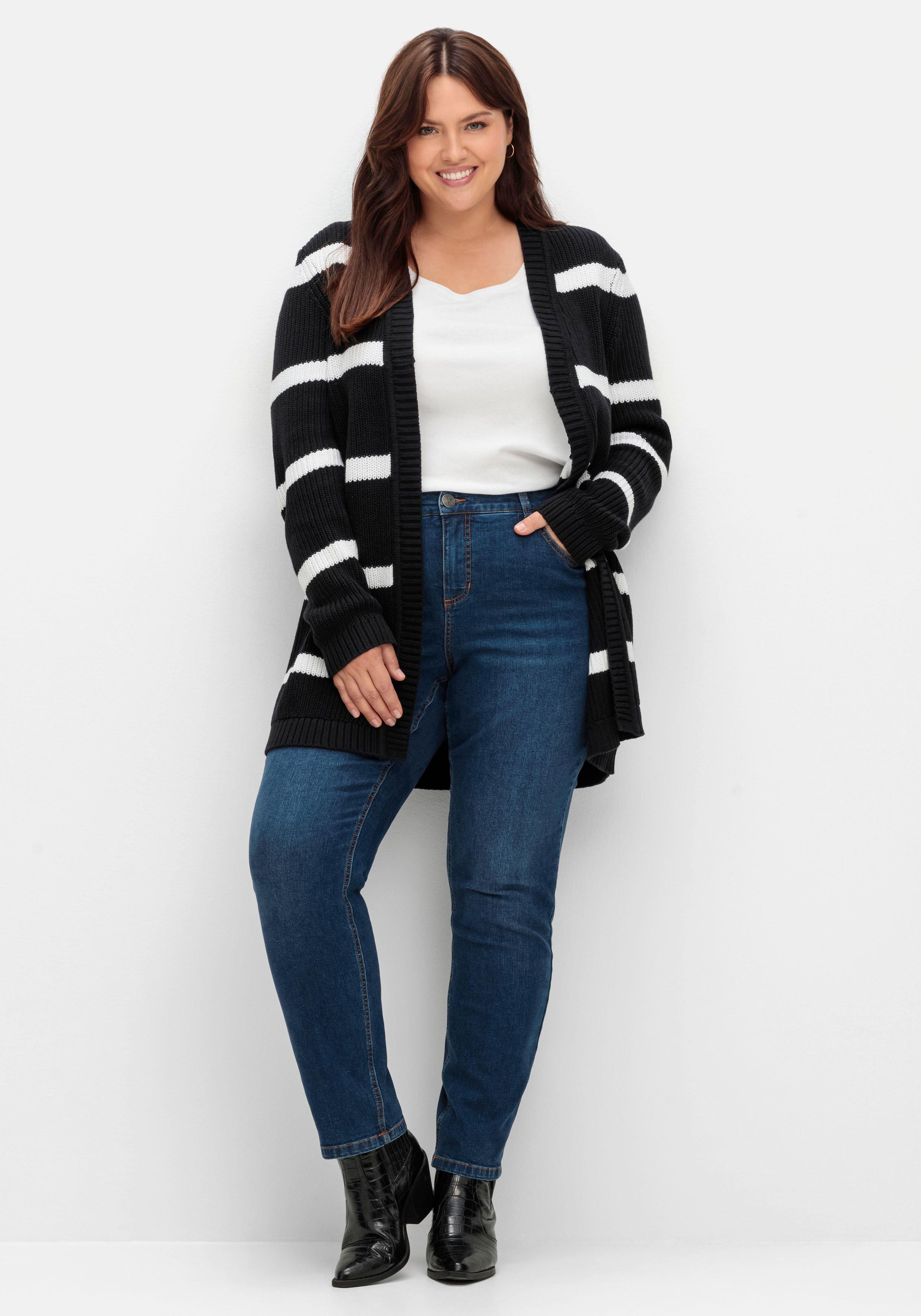 Gestreifte Strickjacke im Patenstrickmuster