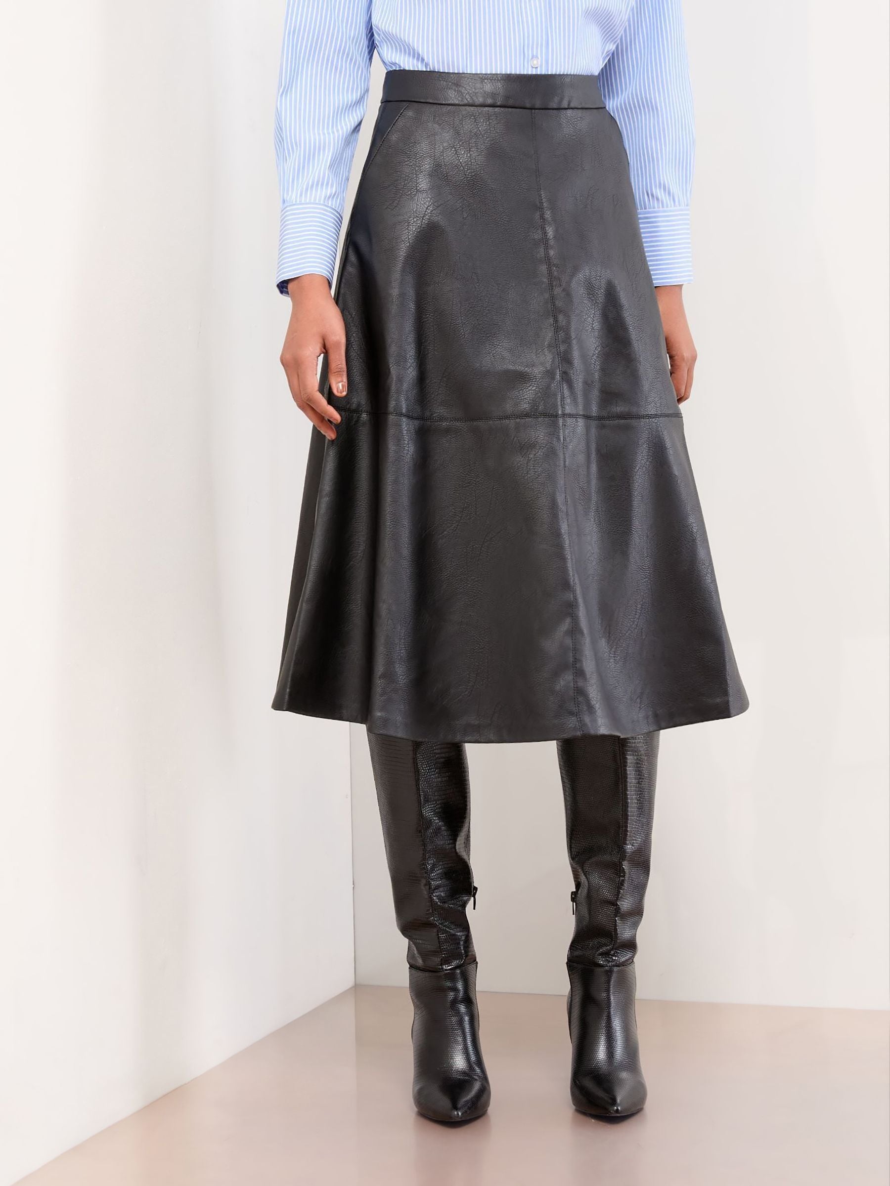 Zwart imitatieleer - Lipsy Textured Fit and Flared Midi Skirt