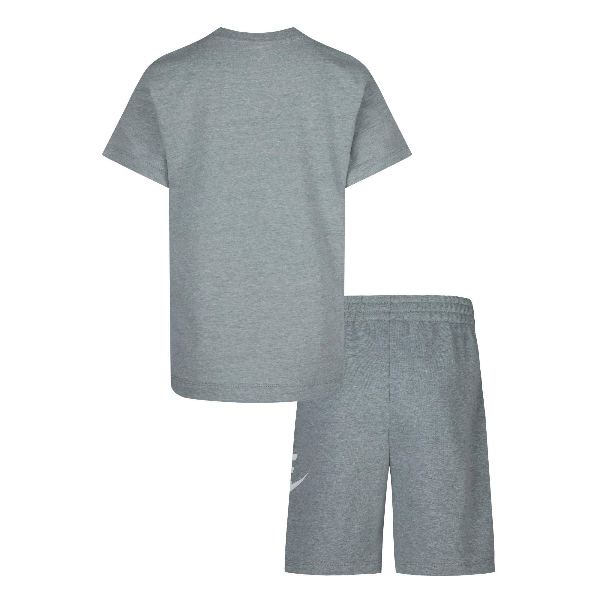 Nike T Shirt and Shorts Set Infants