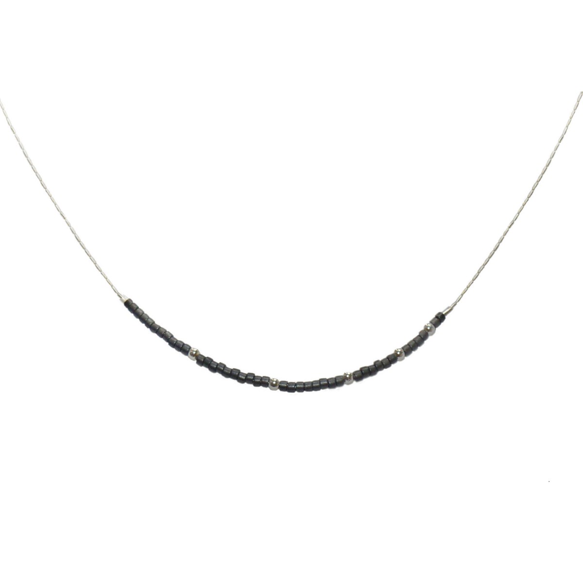 Collier orné de perles miyuki  en argent 925