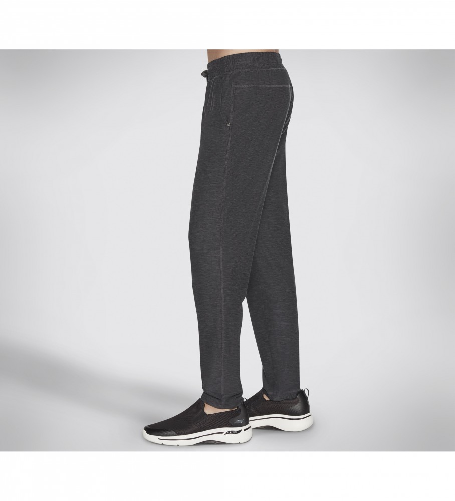 Calça Skechers Ultra Go Lite Tapered, Preta