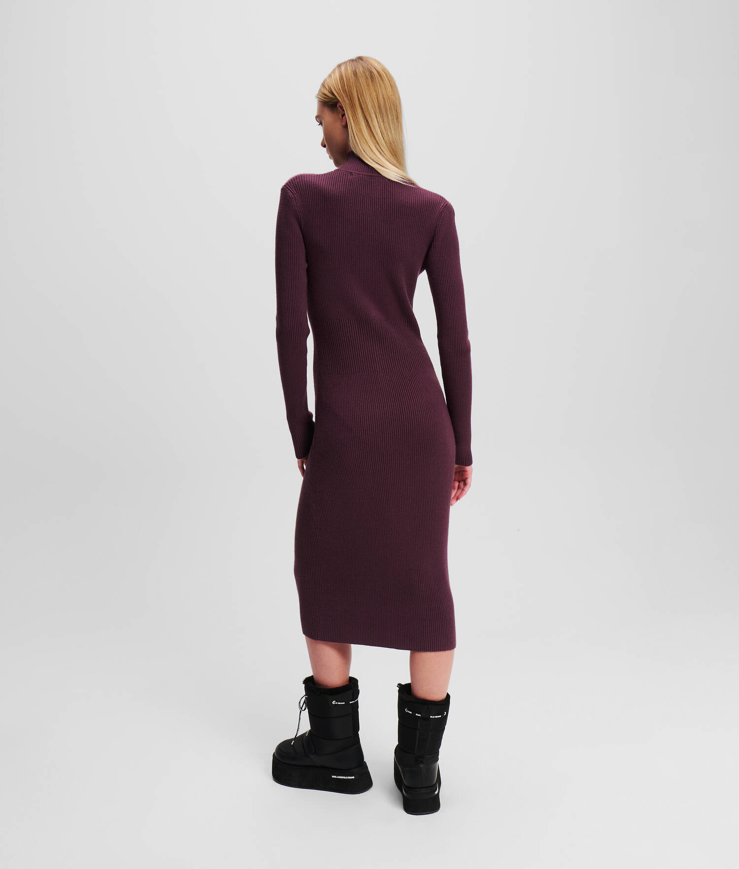 ROBE EN TRICOT ZIPPÉE SUR LE DEVANT KLJ