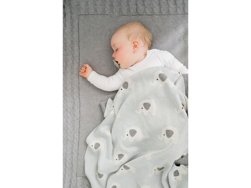 Kindsgut Kuscheldecke Elefanten 80 x 100 cm Kinderdecke für kleine Kuschler