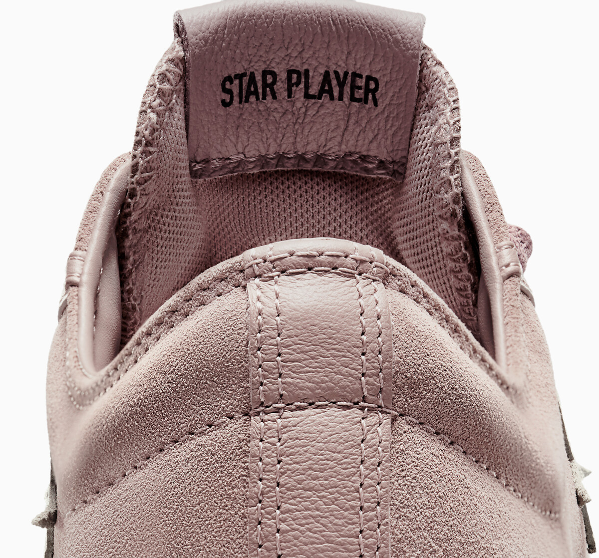 CONVERSE<br>Tênis de couro Star Player 76 Camurça Cor da estação