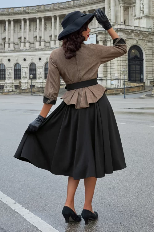 Miss Candyfloss Dianna Lou flanel swing jurk in zwart en bruin