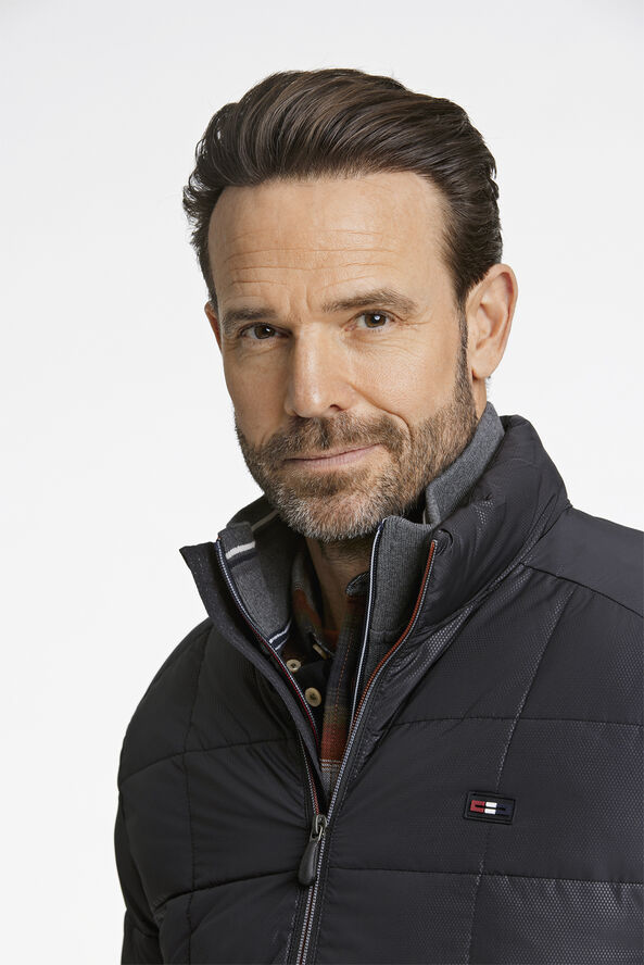 Bison Jacket with primaloft Sort