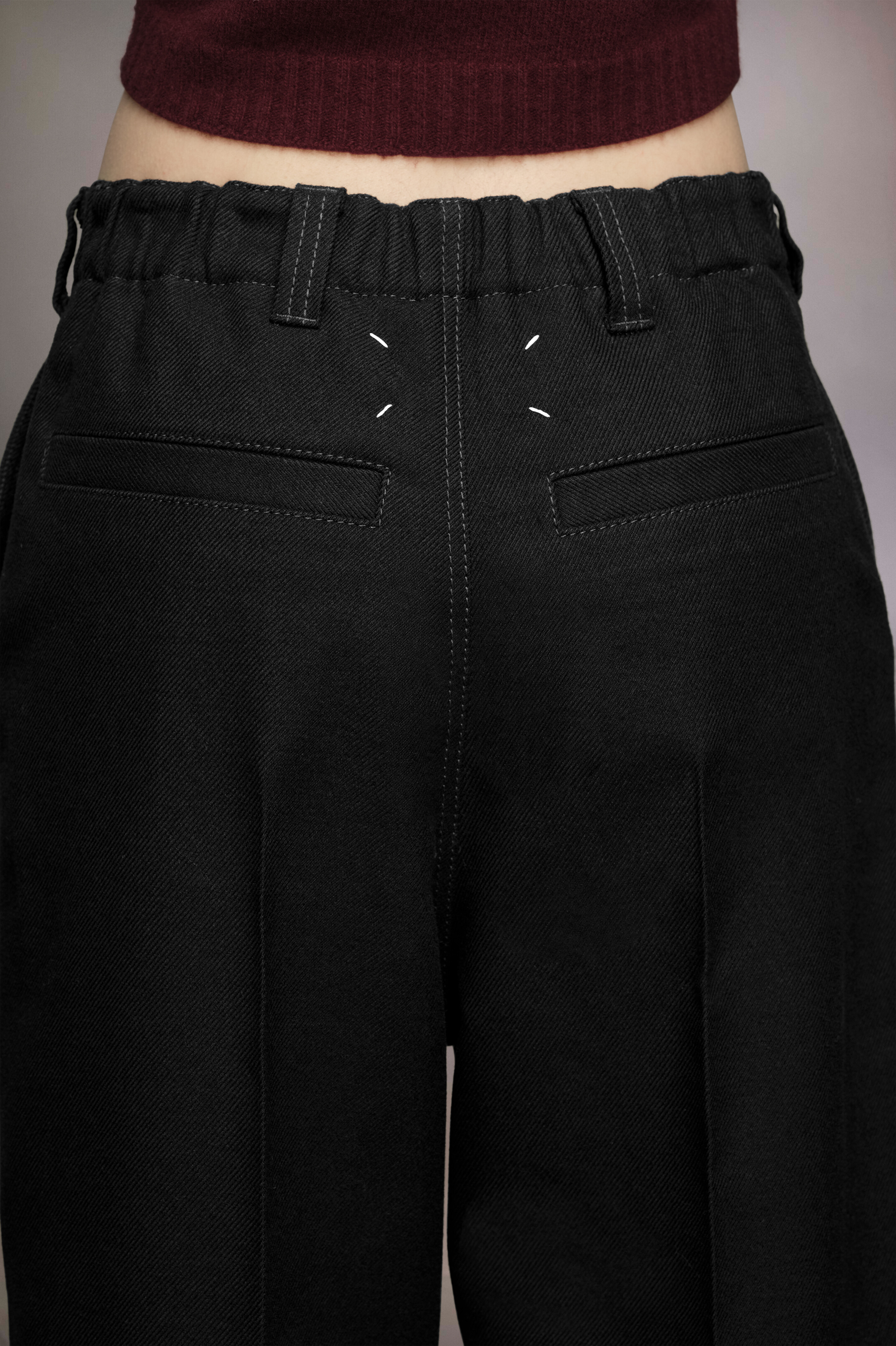 Pantalon à plis en laine