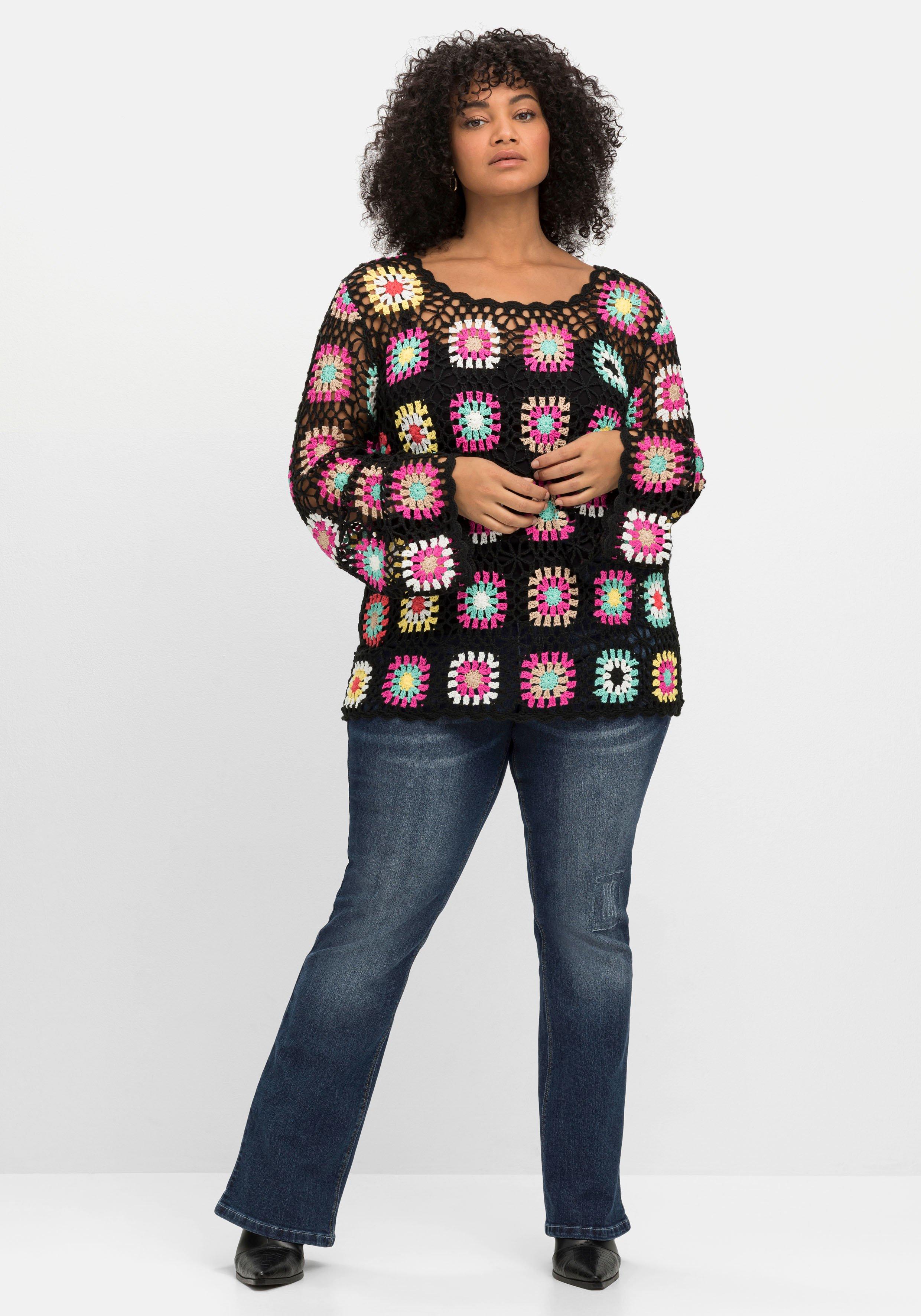 Handgearbeiteter Häkelpullover im Crochet-Muster