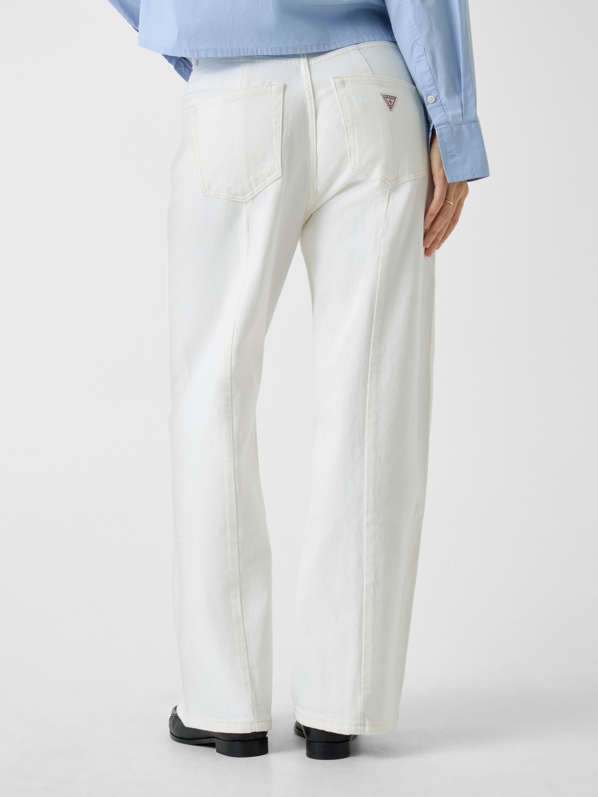 Calça jeans cropped de perna larga com costura G11