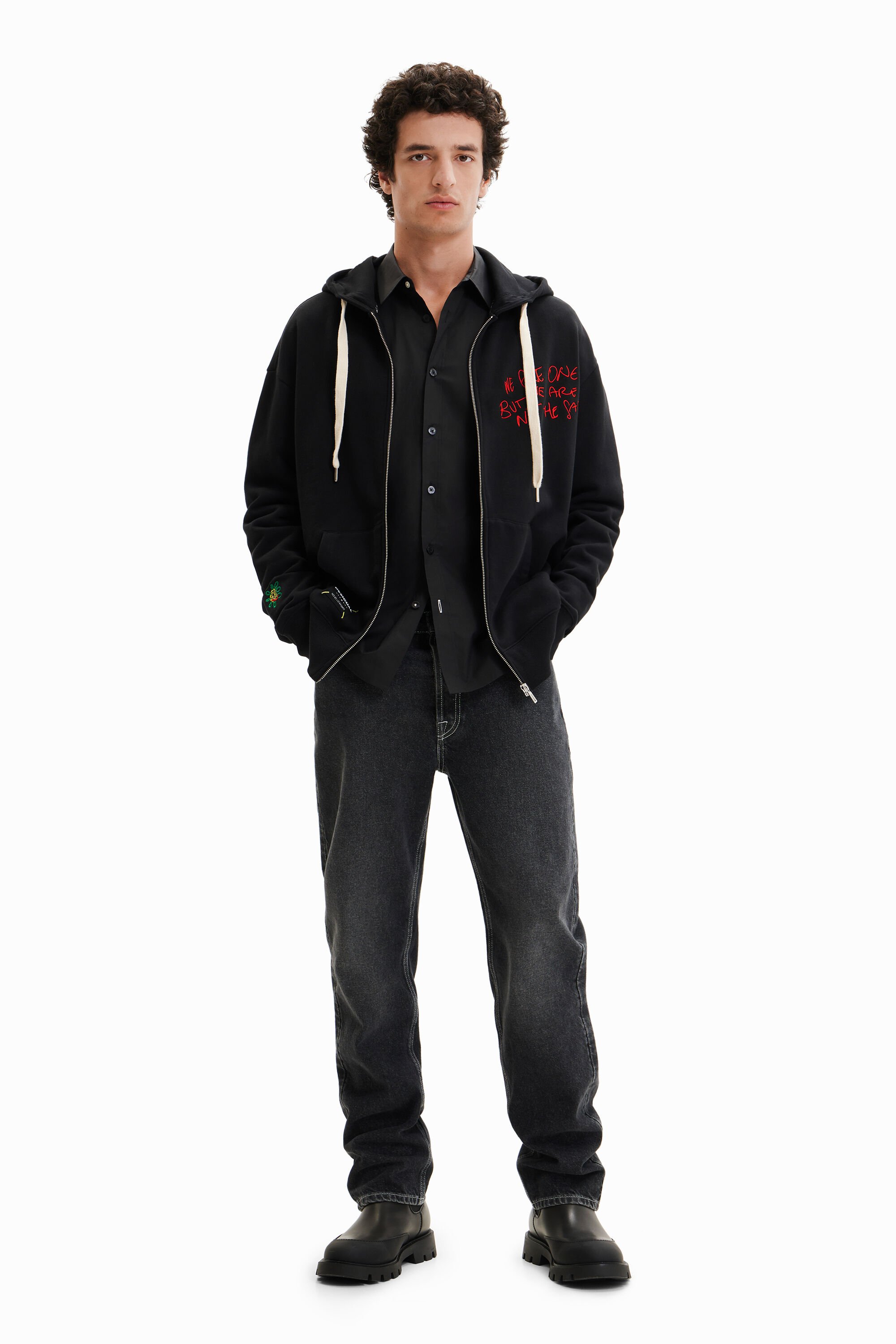 Sweat-shirt capuche broderies
