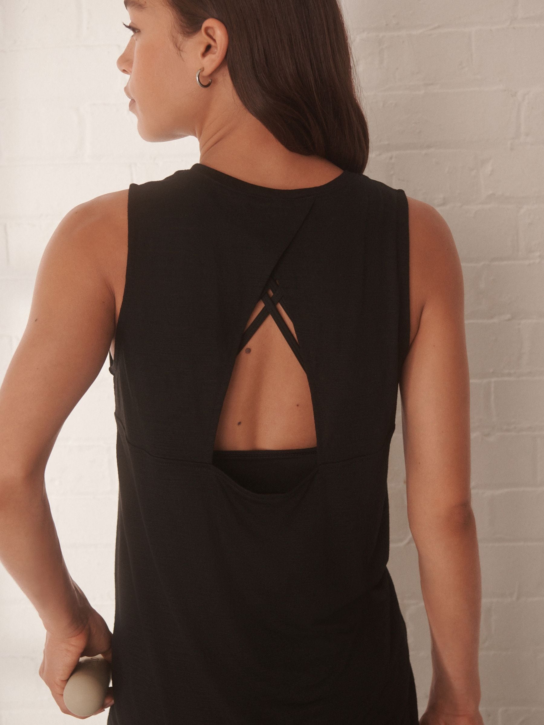 Zwart - Actieve lichtgewicht open rug tanktop