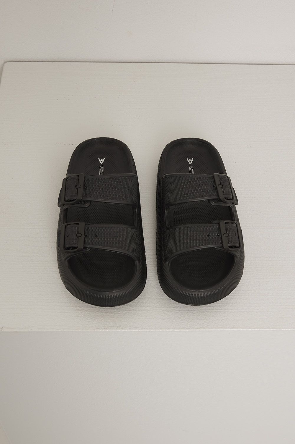 Slippers Walky Walky Fun Steps med spenner