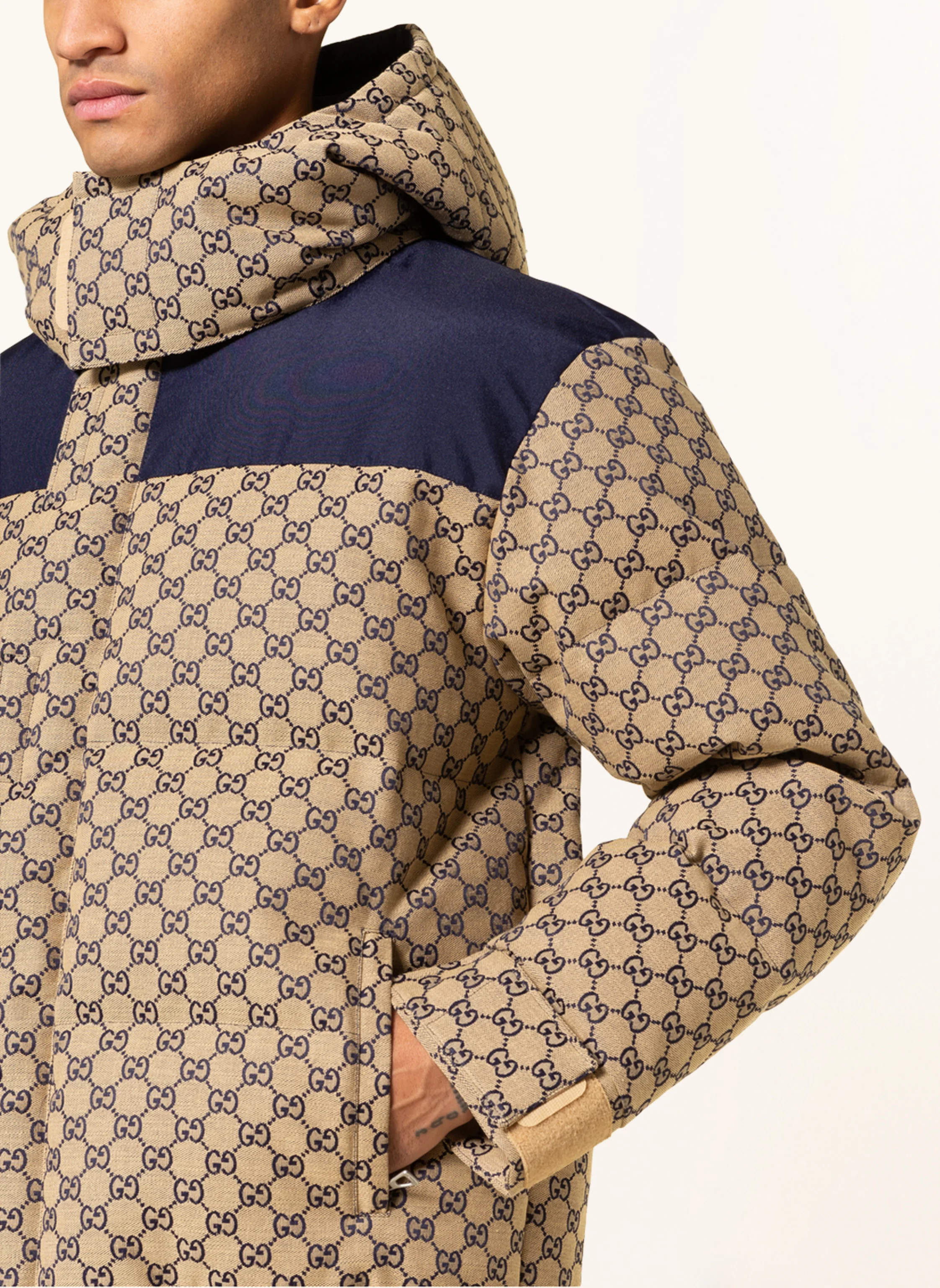 GUCCI Daunenjacke mit abnehmbarer Kapuze