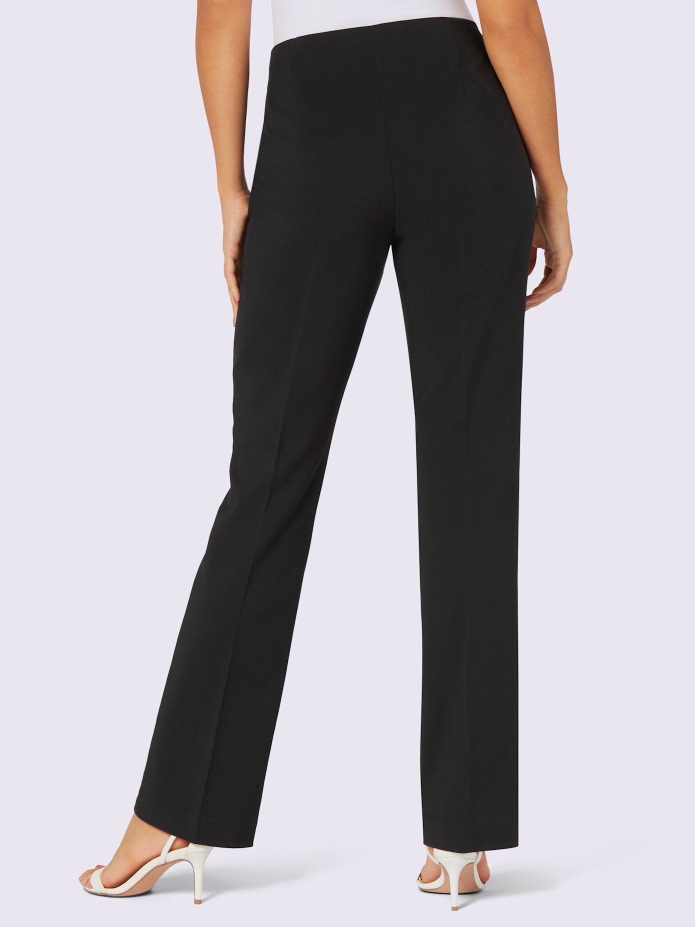 Pantalon plis repassés, effet affinant