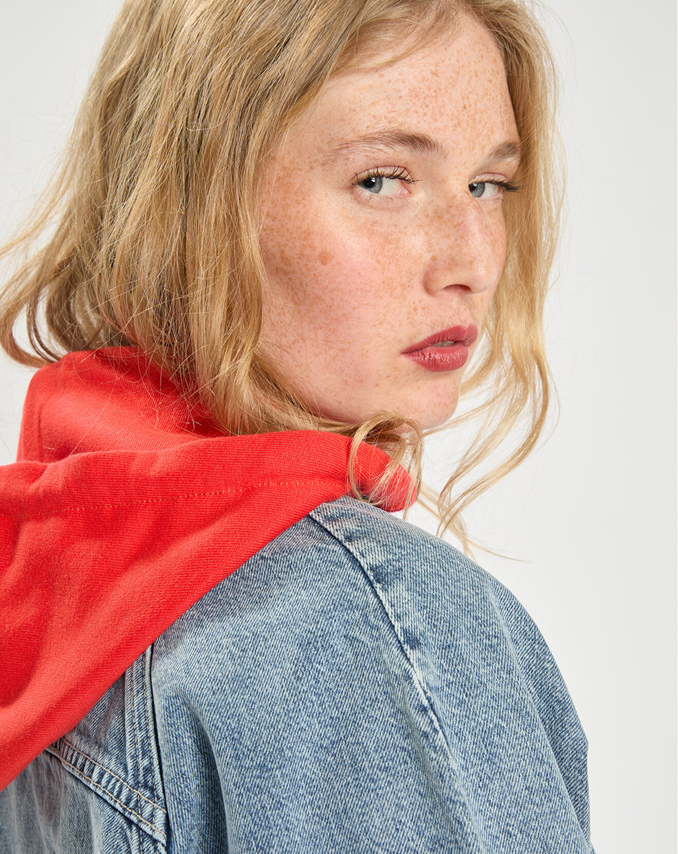 Tommy Jeans Veste denim à capuche bleu brut