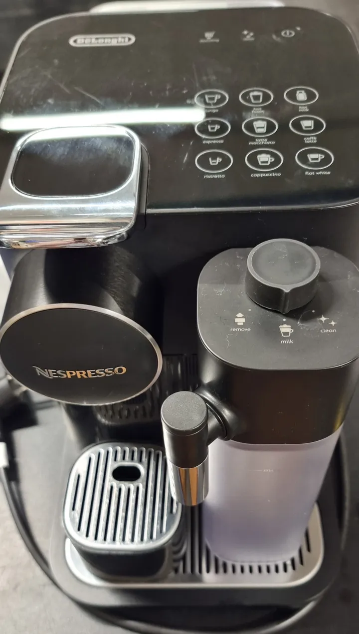 [OUTLET] - De’Longhi EN 650.B, Kombi kaffemaskine, 1 L, Kaffekapsel, 1400 W, Sort
